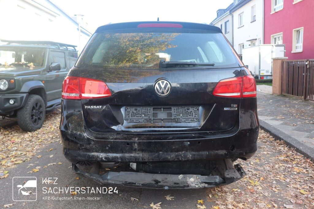Vw Passat kombi Kfz Sachverstand 24 Unfallgutachten gutachter Viernheim Heidelberg Mannheim Rhein-Neckar