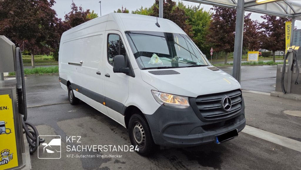 Mercedes-Benz Sprinter Kfz Sachverstand 24 Unfallgutachten gutachter Viernheim Heidelberg Mannheim Rhein-Neckar